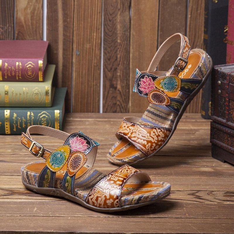 Retro Flower Printing Leather Comfy Flat Stripe Sandaler