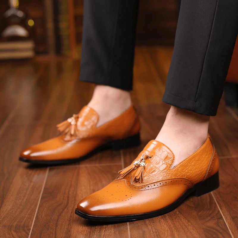 Menn Brogue Tassel Decor Dress Loafers Slip På Business Casual Formelle Sko