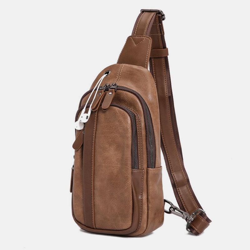 Menn Pu Leather Multi-Pocket Øretelefon Hull Crossbody Bag Bryst Bag Sling Bag