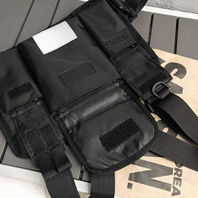 Unisex Oxford Cloth Letter Mønster Multi-Pocket Tactical Bag Bryst Bag Ryggsekk